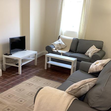 1 - Bed Ground Floor Apartment טנבי מראה חיצוני תמונה