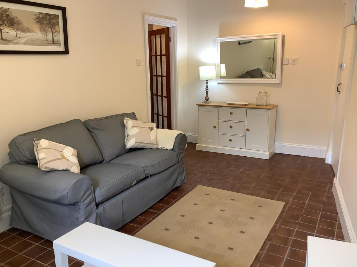 1 - Bed Ground Floor Apartment טנבי מראה חיצוני תמונה