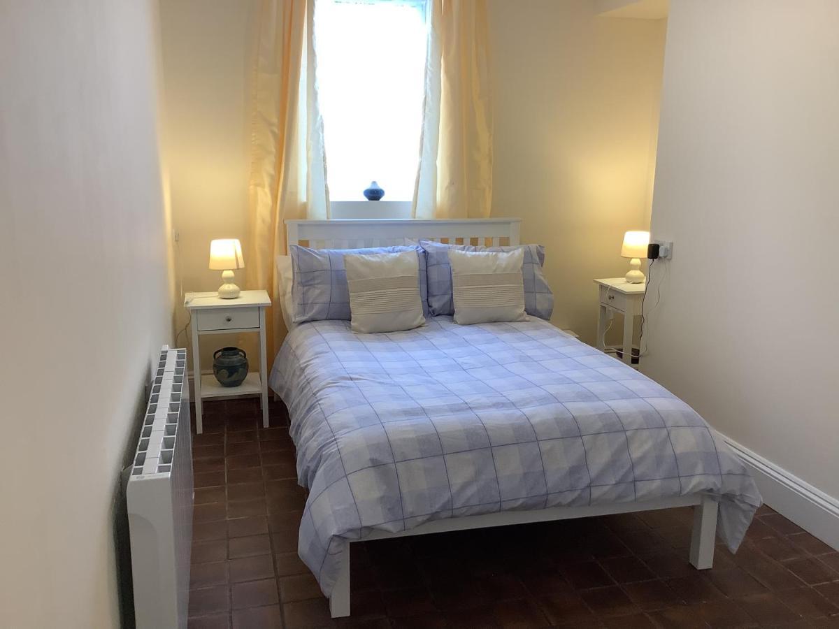 1 - Bed Ground Floor Apartment טנבי מראה חיצוני תמונה